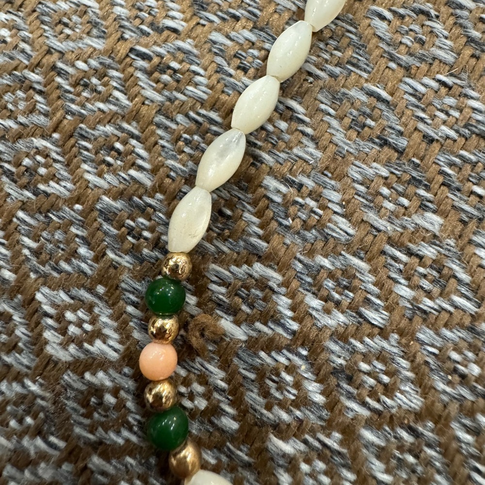 Vintage necklace. See description